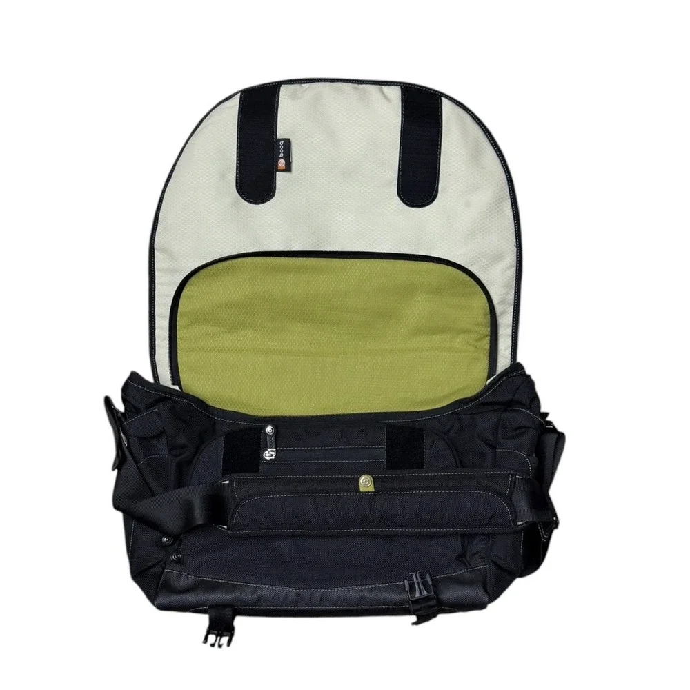 Booq Boa Nerve Laptop Messenger Bag Commute Bike Water Repellent Black/Green